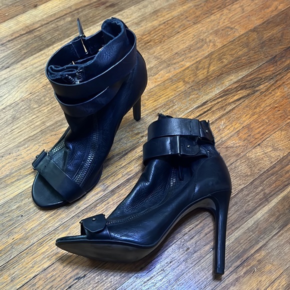 Dolce vita Harbor booties - Picture 2 of 6